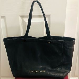 Marc by Marc Jacobs pebble black leather tote